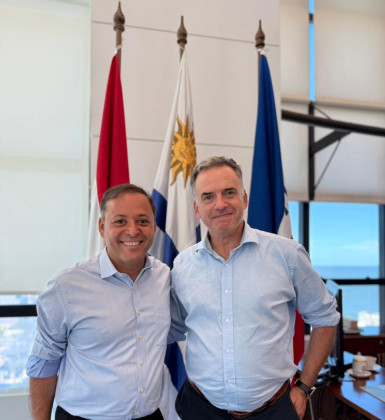 Prefeito de Niterói é recebido pelo presidente do Uruguai