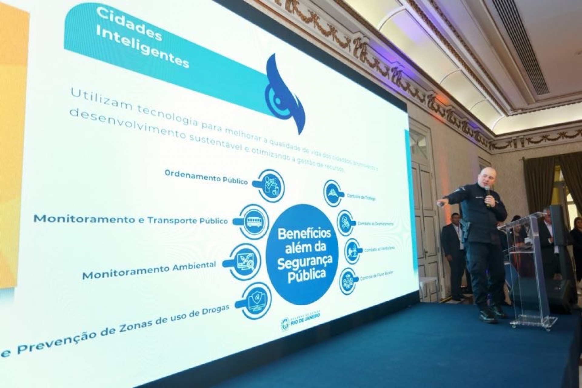 Anúncio do Programa Sentinela aconteceu no salão nobre do Palácio Guanabara - Eliane Carvalho / Divulgação Governo do Rio