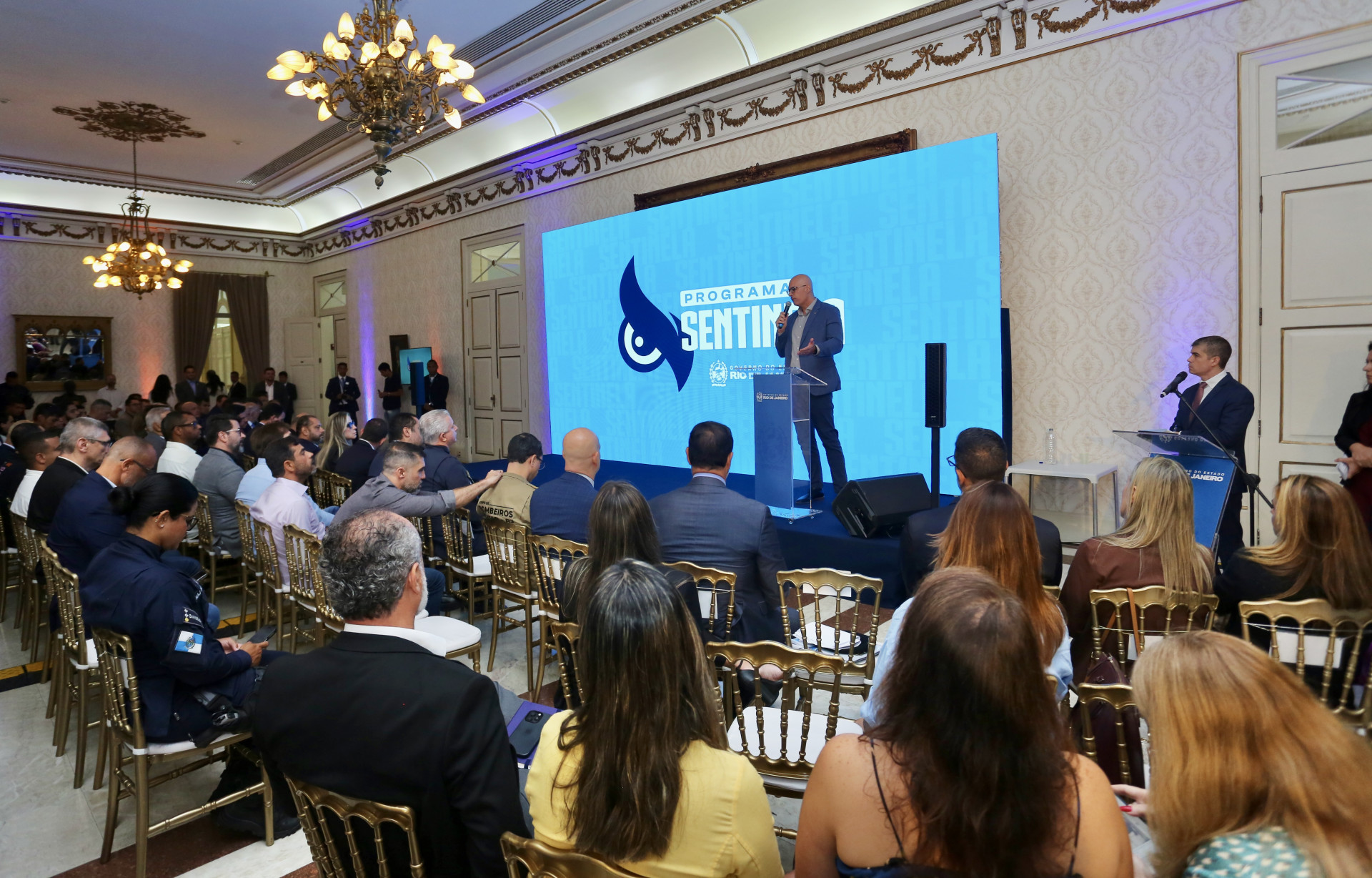 Anúncio do Programa Sentinela aconteceu no salão nobre do Palácio Guanabara - Eliane Carvalho / Divulgação Governo do Rio