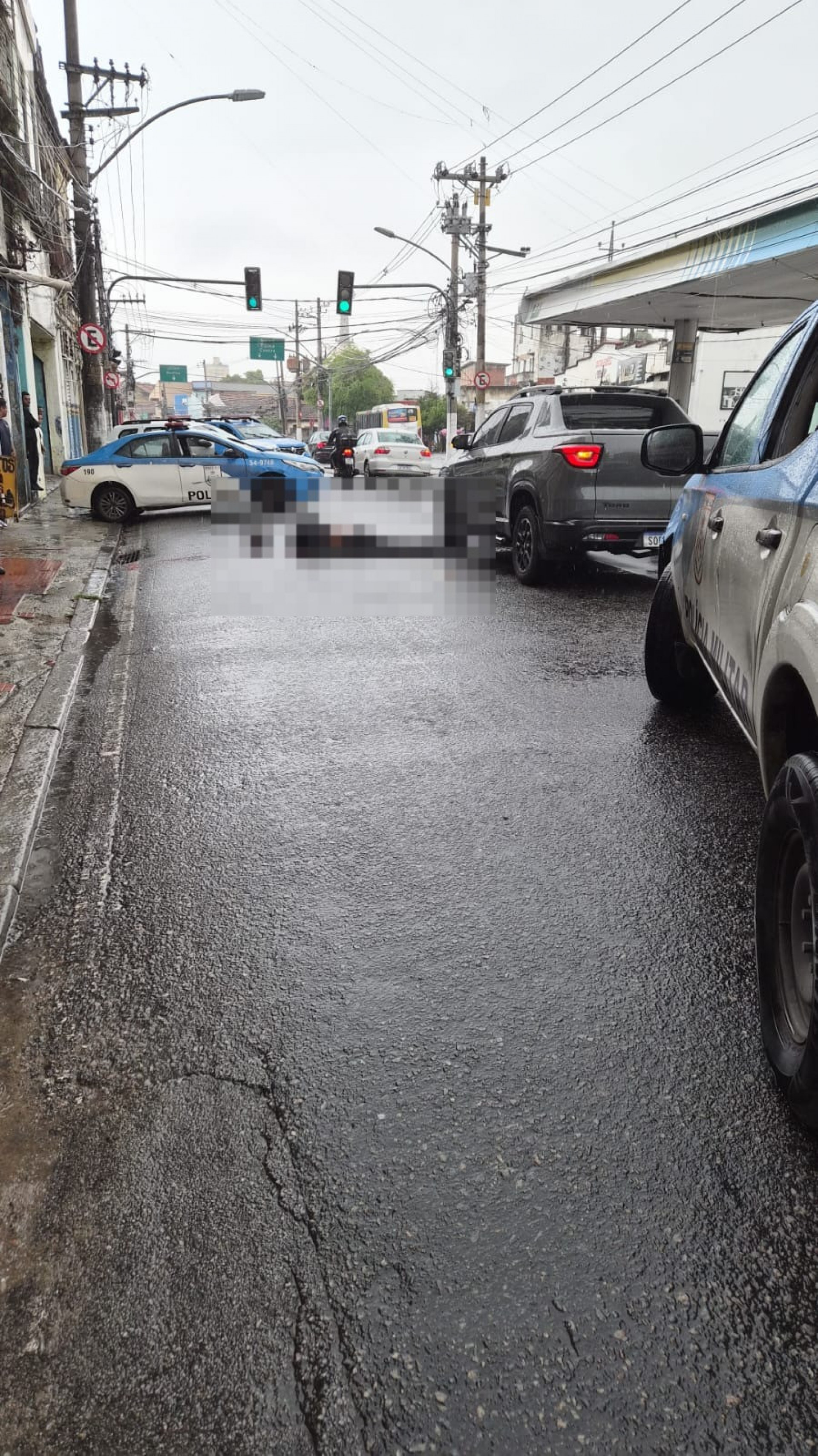 Jonathan Soares foi baleado na região do Buraco do Padre