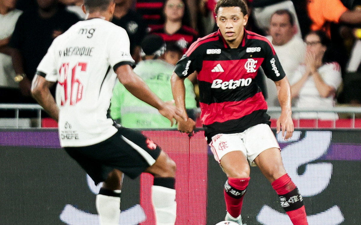 Daniel Sales em partida contra o Vasco