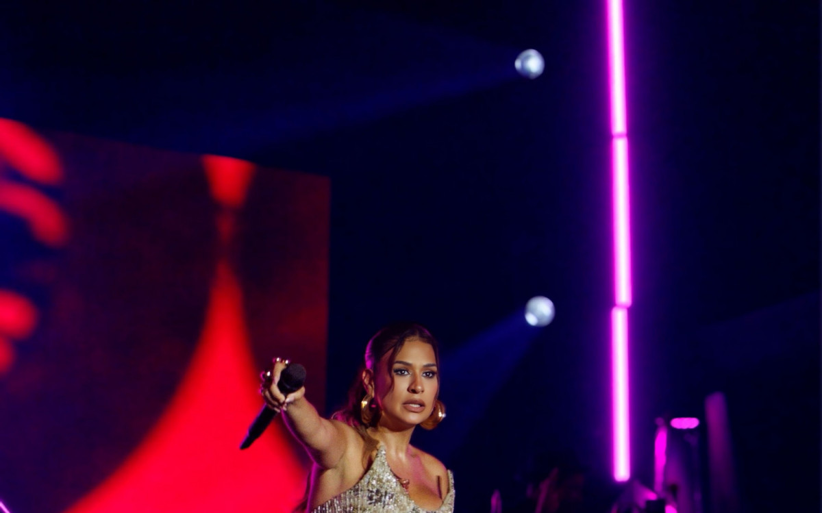 Simone Mendes grava audiovisual em Bras&iacute;lia