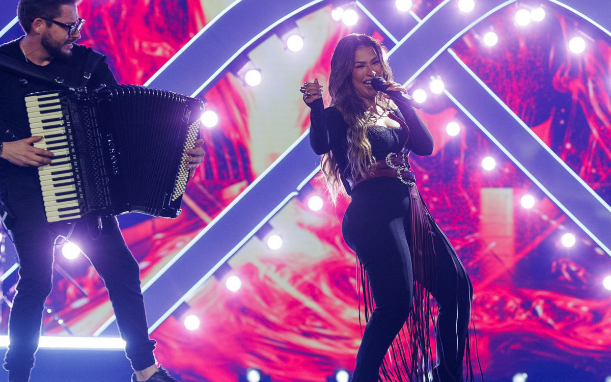 Simone Mendes grava audiovisual em Bras&iacute;lia