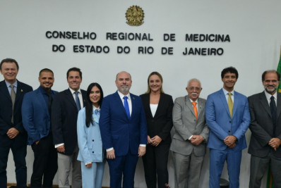Conselho Federal de Medicina encerra intervenção e Cremerj empossa nova diretoria