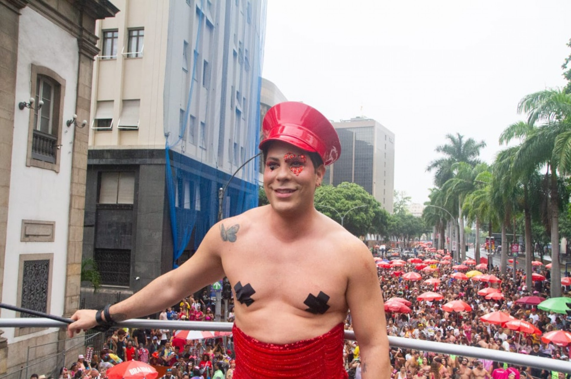 O mexicano Christian Chávez, ex-RBD, foi uma das atrações do megabloco - Érica Martin/Agência O Dia