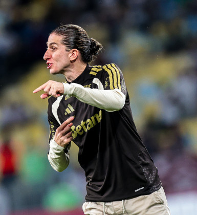 Flamengo anuncia a saída do técnico Filipe Luís