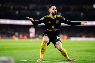 Matheus Cunha decide e Manchester United bate o líder Arsenal no Inglês