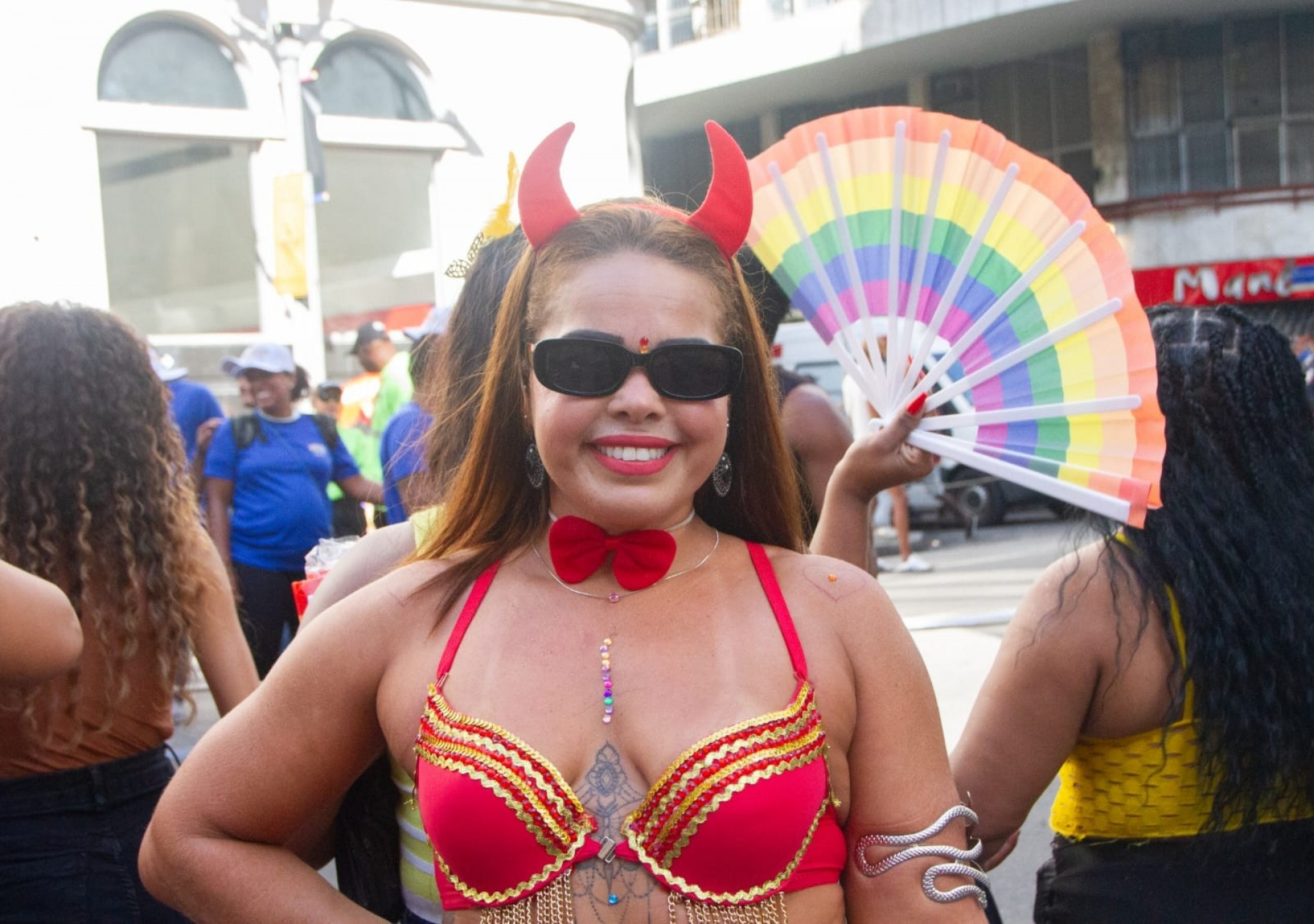 A foliã Su era mais uma debutante no megabloco - Érica Martin/Agência O Dia