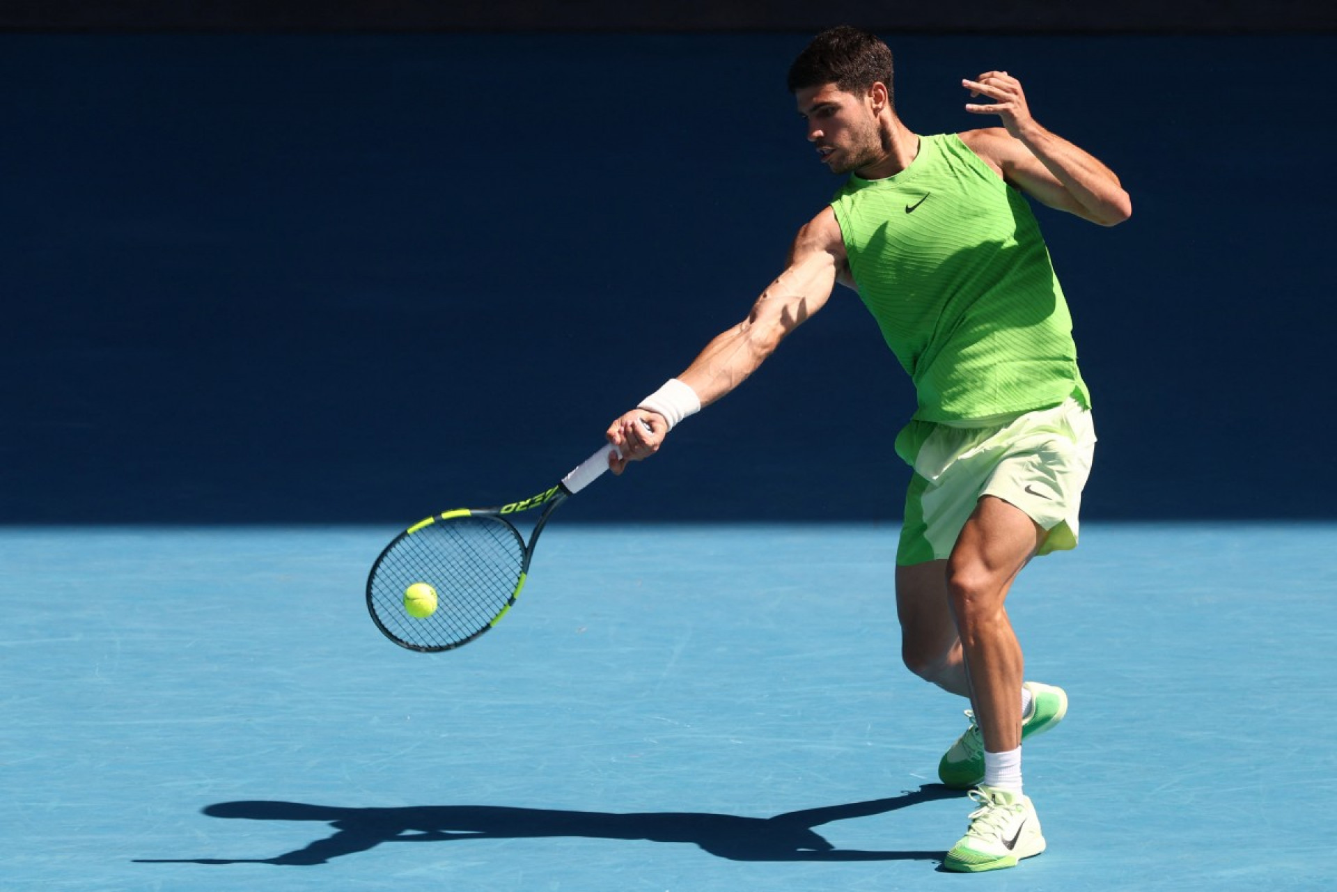 Carlos Alcaraz, durante partida contra o americano Tommy Paul - Izhar Khan / AFP