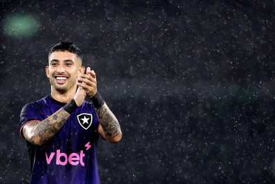 Santiago Rodríguez mantém bom nível e se destaca em início de temporada no Botafogo