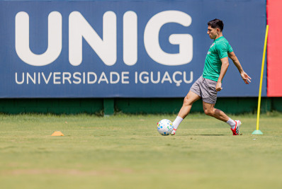 Savarino é regularizado e já pode estrear pelo Fluminense