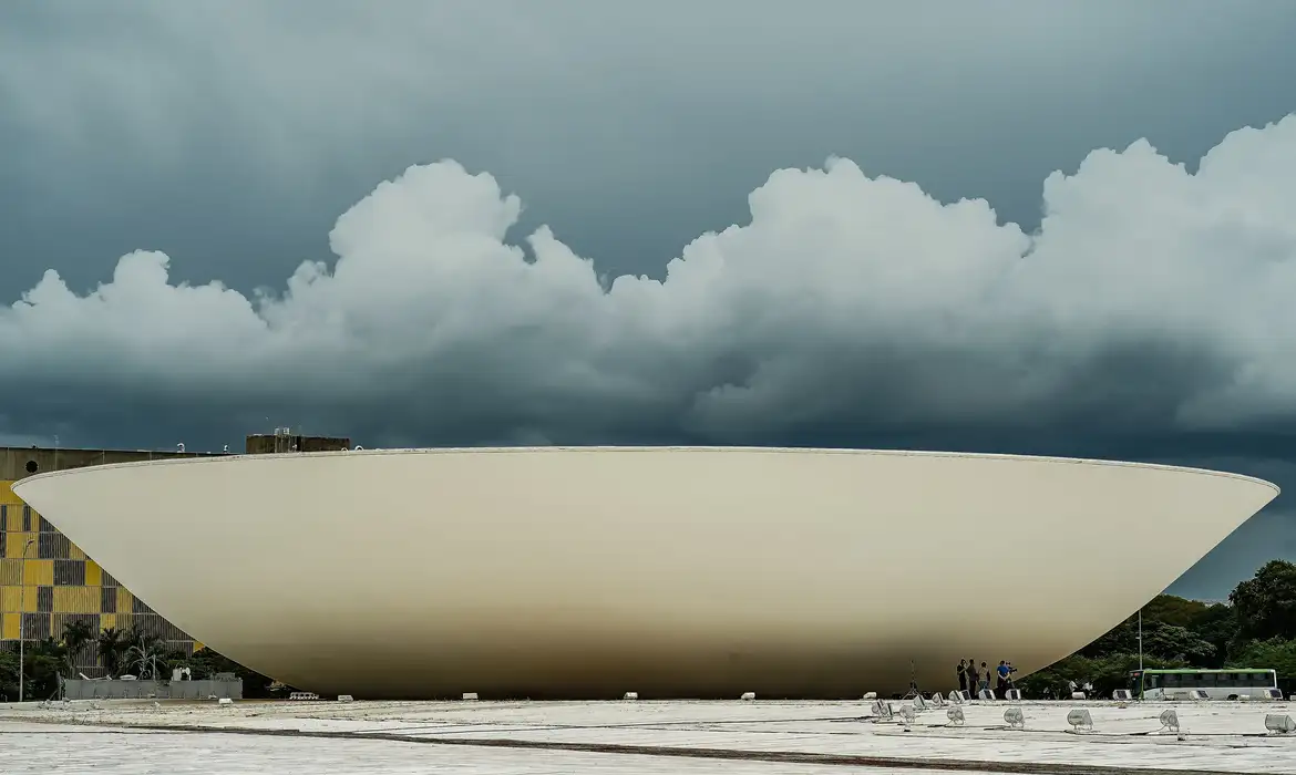 Inscrições para concurso da Câmara dos Deputados terminam nesta segunda