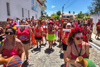 Bloco Alternativo Resistência realiza pré-carnaval com cortejo na Passagem, em Cabo Frio, neste sábado (31)