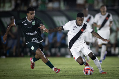 Volante do Vasco, Tchê Tchê entra na mira do Vitória