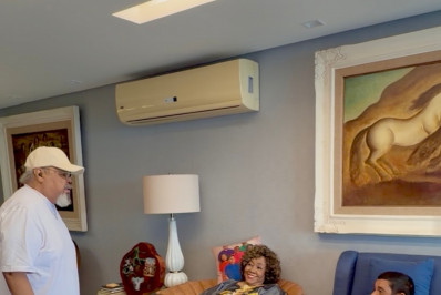 Zeca Pagodinho recebe Alcione e Jorge Aragão em casa