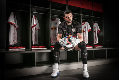 Bragantino anuncia a contratação de ex-goleiro do Fluminense