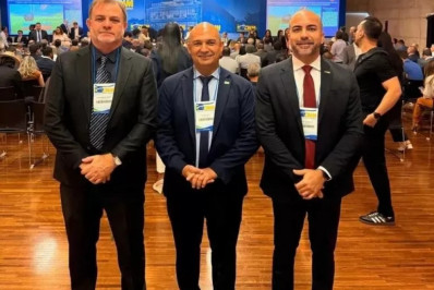 Prefeito de São Pedro da Aldeia, Fábio do Pastel, acompanha em Brasília eleição do Conselho Superior do IBS