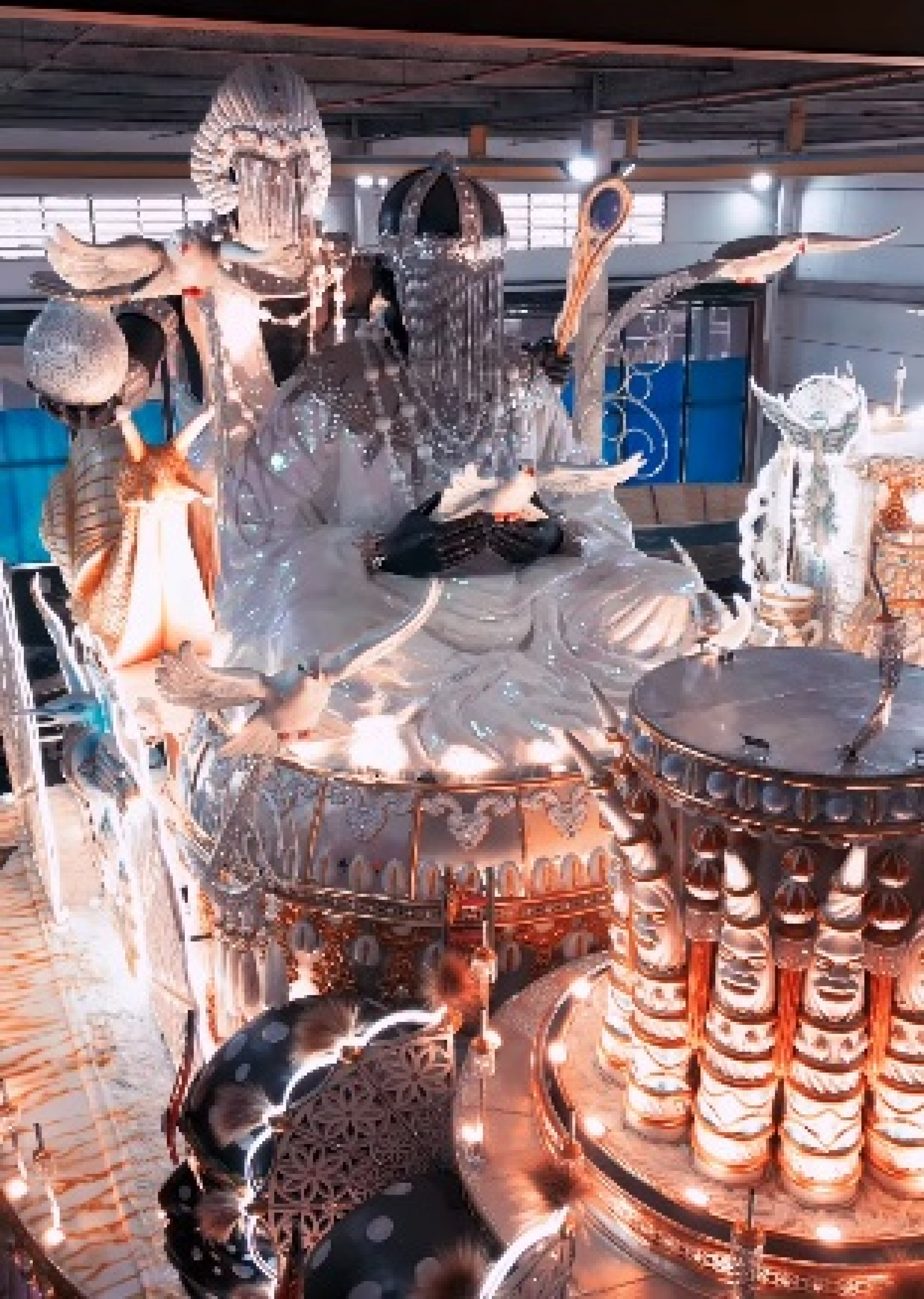 Beija-Flor mostra detalhes de carro abre-alas - Reprodução de vídeo