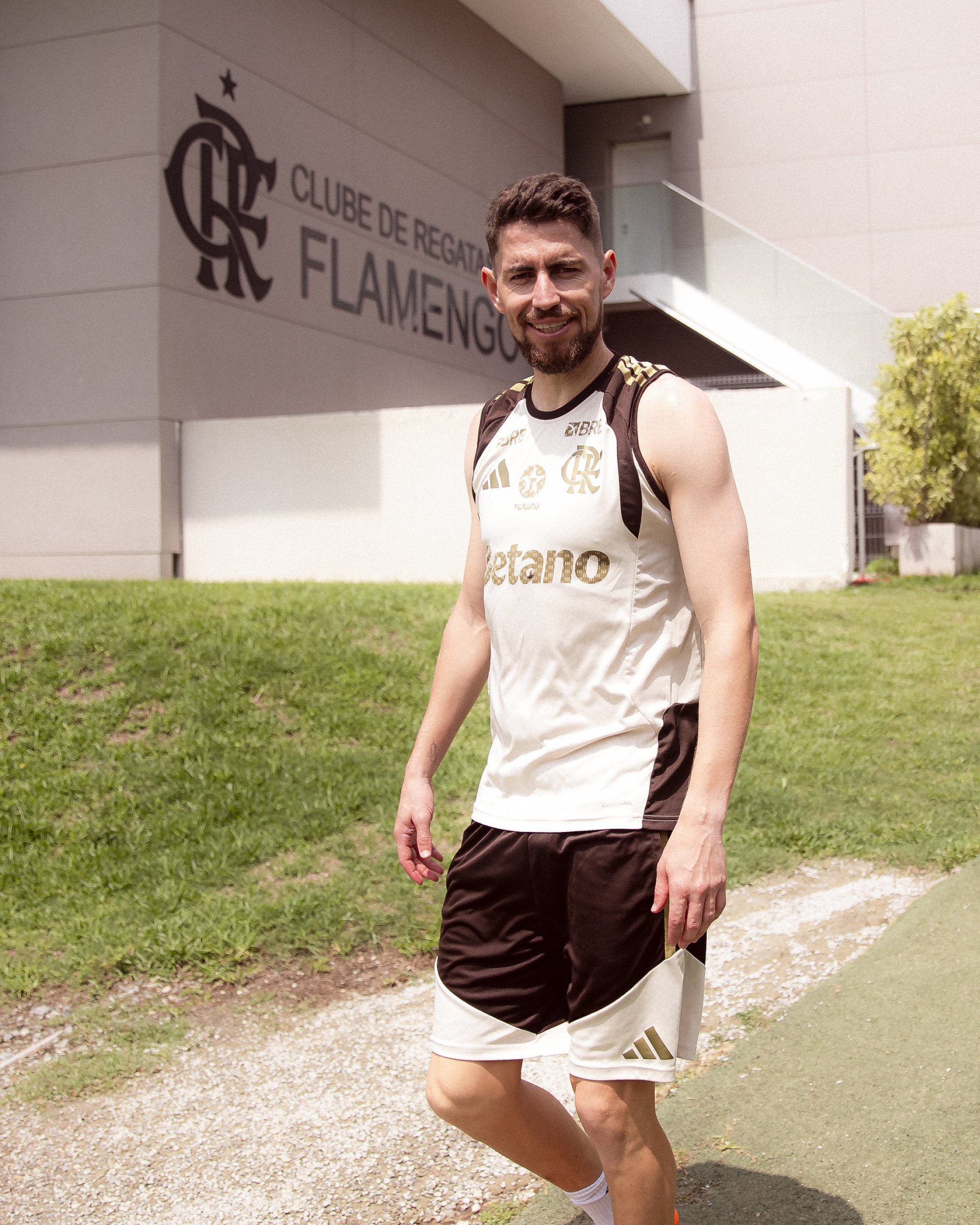 Jorginho é uma das novidades na lista de relacionados do Flamengo