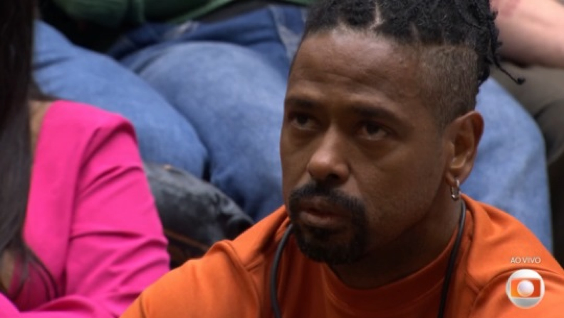 Leandro segue no jogo ao sobreviver no segundo paredão  - Reprodução de Vídeo/Globo