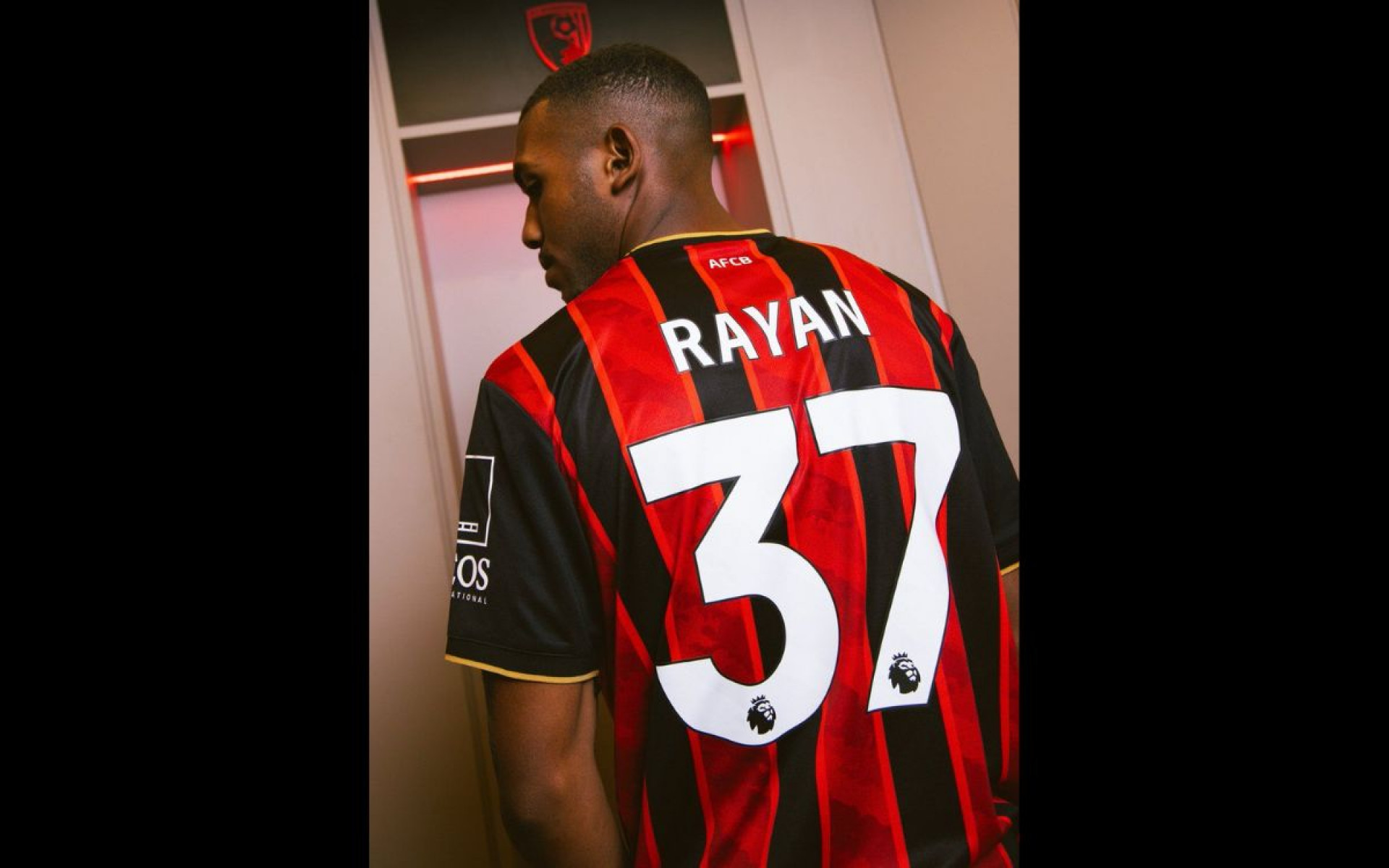 Cria do Vasco, Rayan marca em empate do Bournemouth pelo Inglês