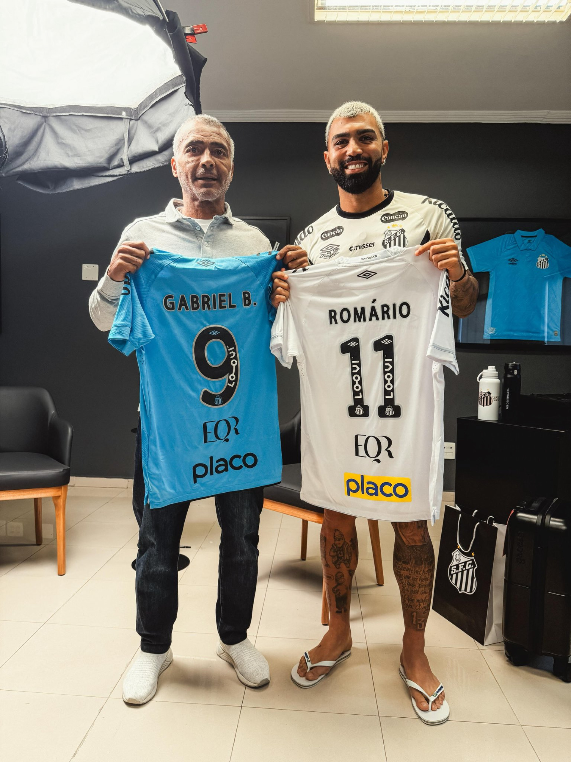 Romário esteve no CT do Santos para entrevistar Gabigol