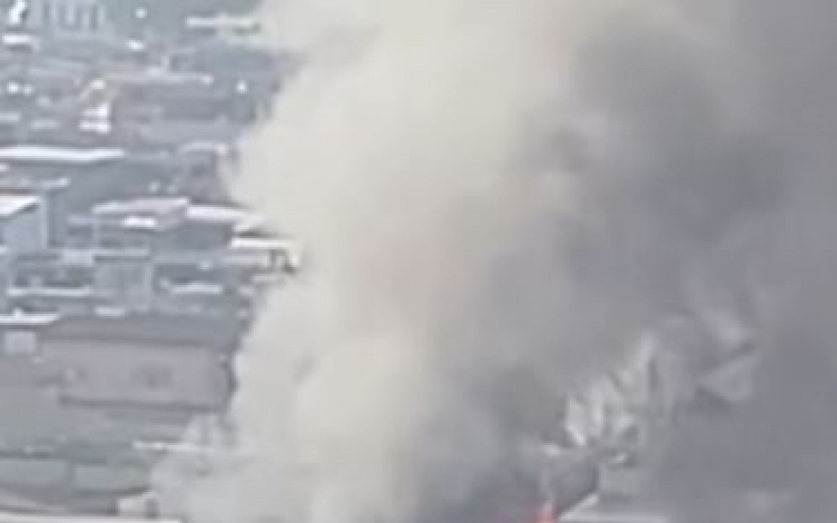 Barricadas em chamas durante operação no Ipase - Reprodução