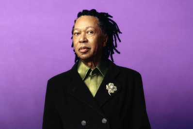 Djavan faz aniversário e recebe homenagens