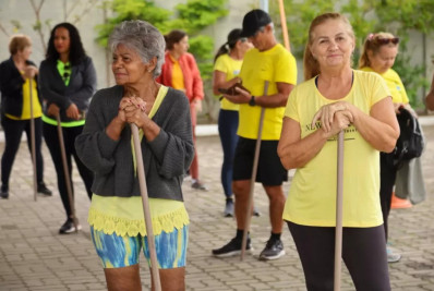 CRAS Manoel Corrêa, em Cabo Frio, oferece aulas gratuitas de ginástica para o público 50+