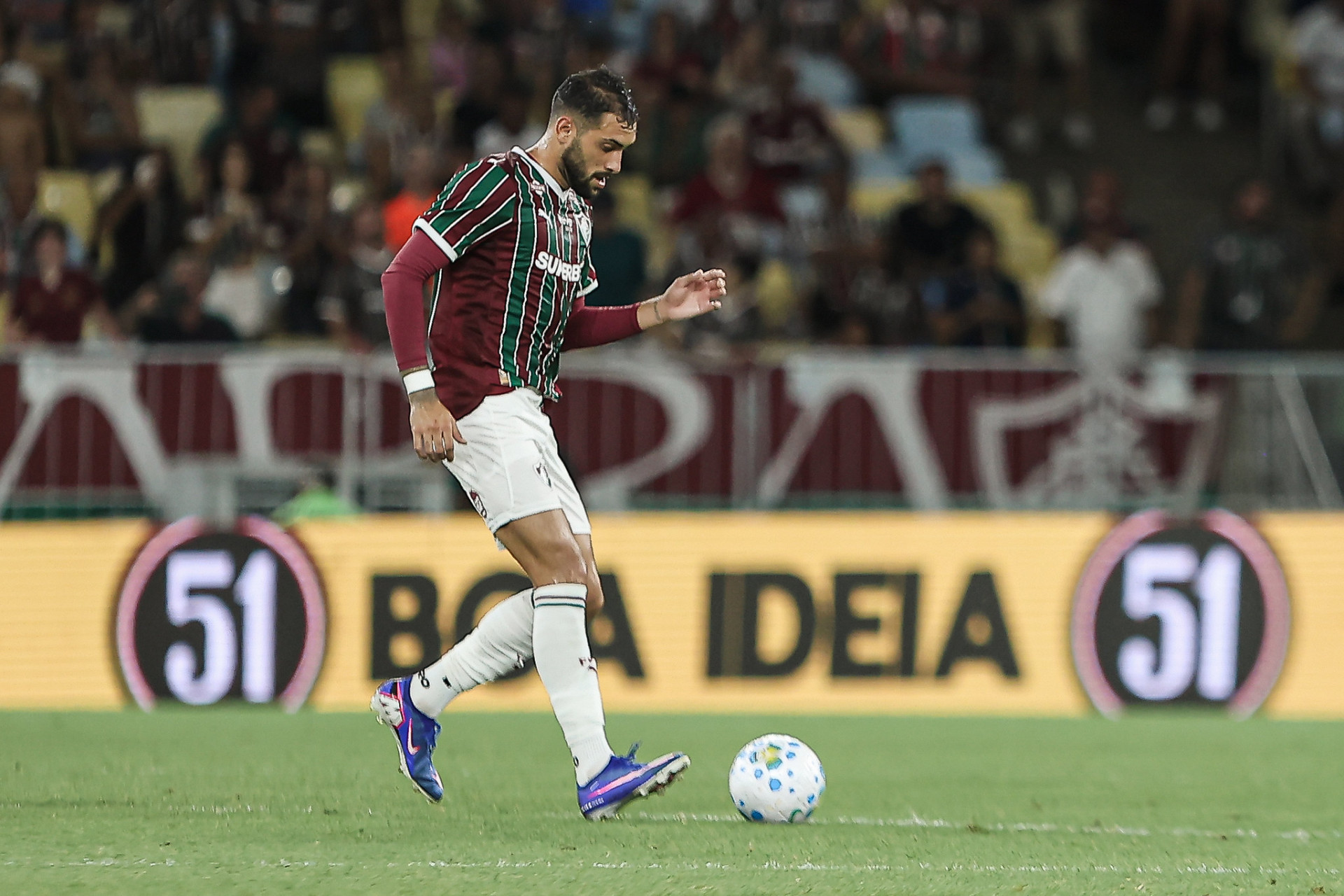 Freytes em ação contra o Grêmio, nesta quarta-feira (28), no Maracanã, pela 1ª rodada do Brasileirão - Lucas Merçon/Fluminense FC