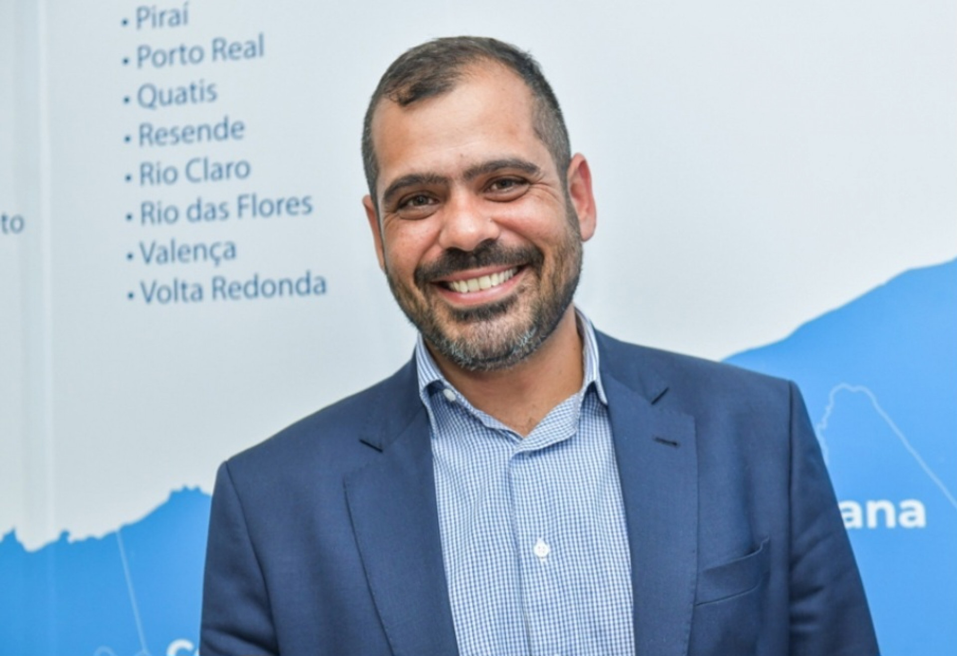 Bruno Dauaire (na foto) &eacute; substitu&iacute;do por F&aacute;bio Paravidino na Secretaria de Habita&ccedil;&atilde;o
 - Divulga&ccedil;&atilde;o