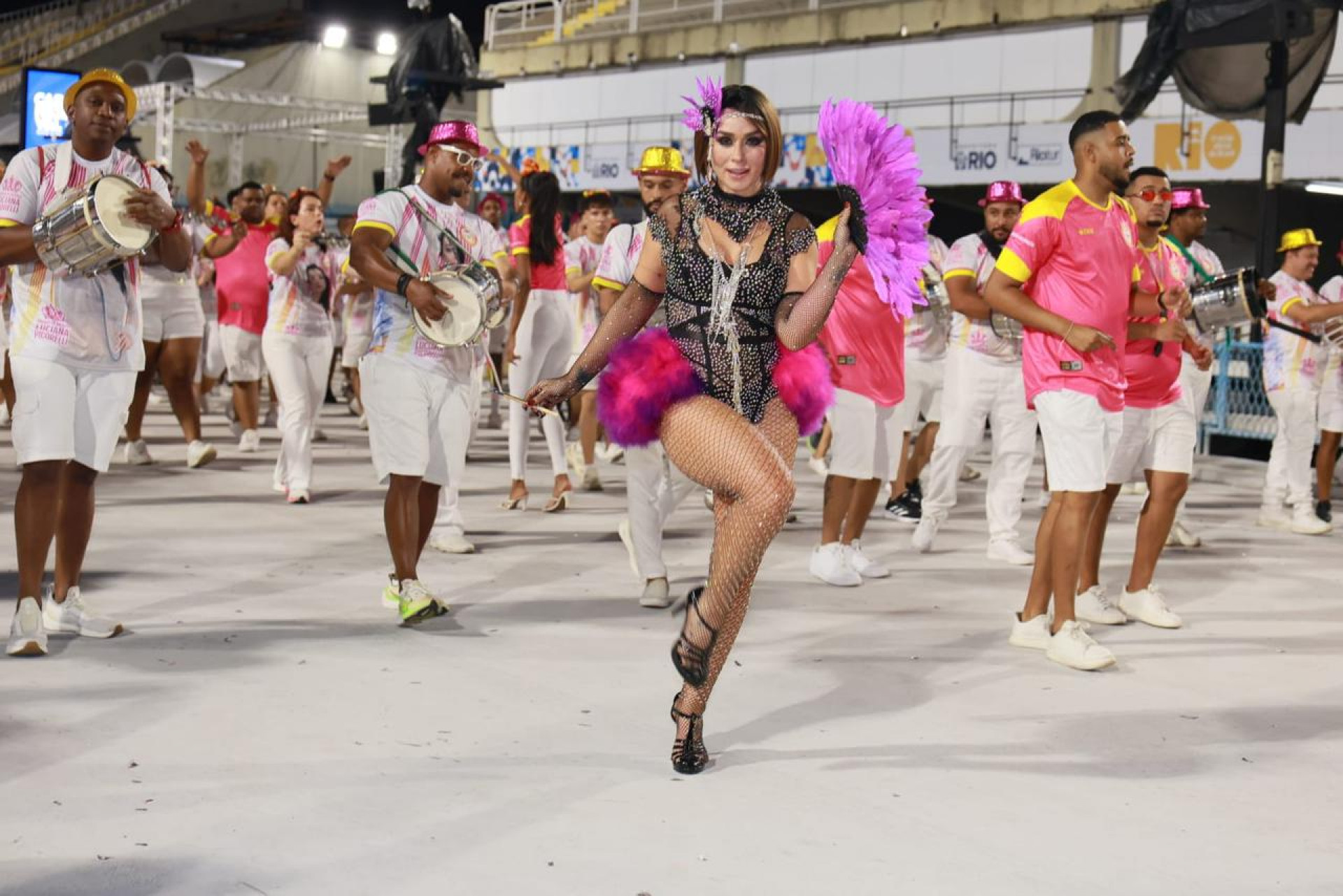 Luciana Picorelli - Neemias Gonzaga / Divulga&ccedil;&atilde;o