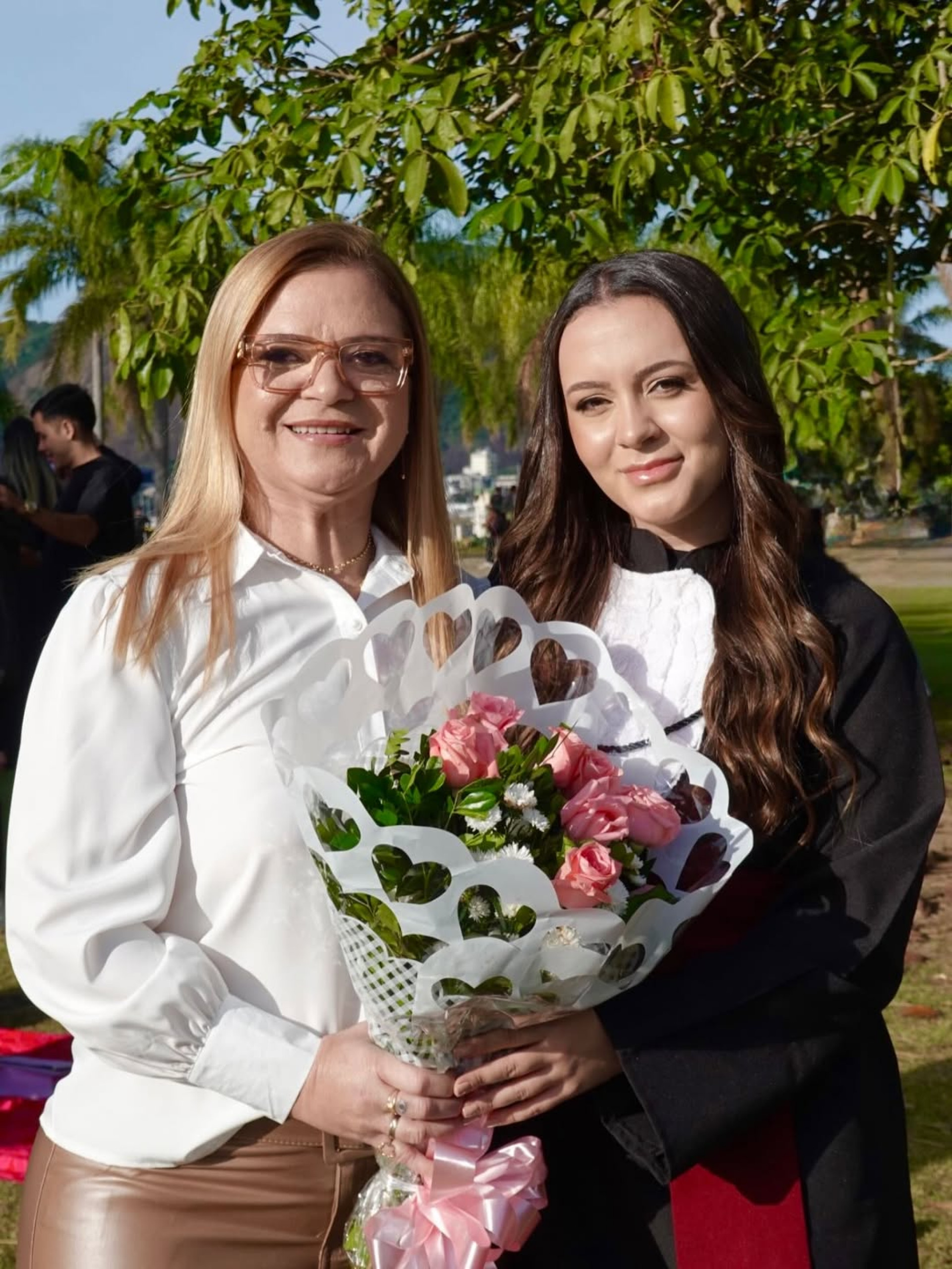 Irmã de Mel Maia se emociona ao falar da mãe em formatura em Odontologia - Reprodução / Instagram