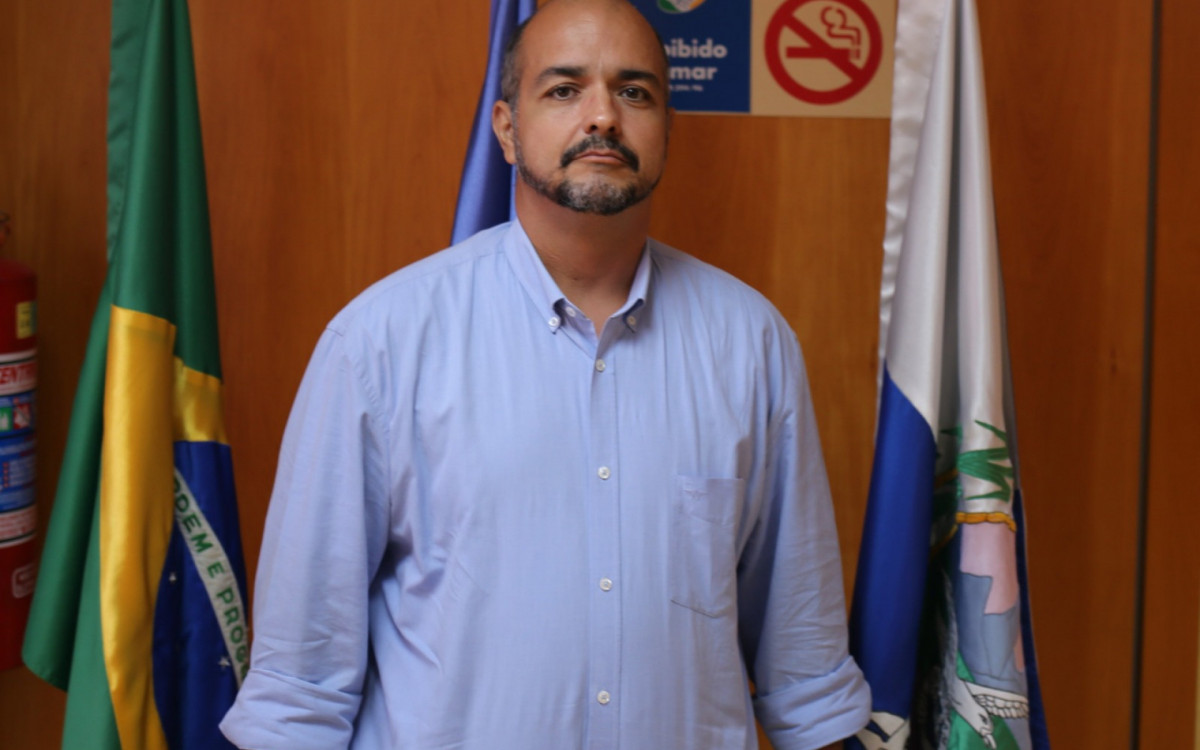 Coordenador de Benef&iacute;cios do INSS no Rio, Fl&aacute;vio Souza, diz que &oacute;rg&atilde;o far&aacute; novos mutir&otilde;es  - Divulga&ccedil;&atilde;o