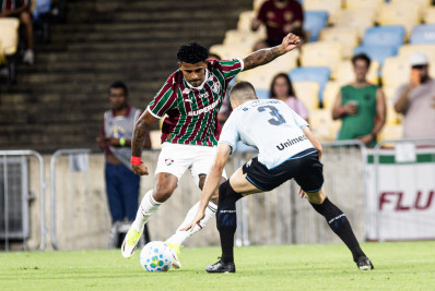 Fluminense avalia positivamente o elenco e não buscará 'camisa 9 qualquer'