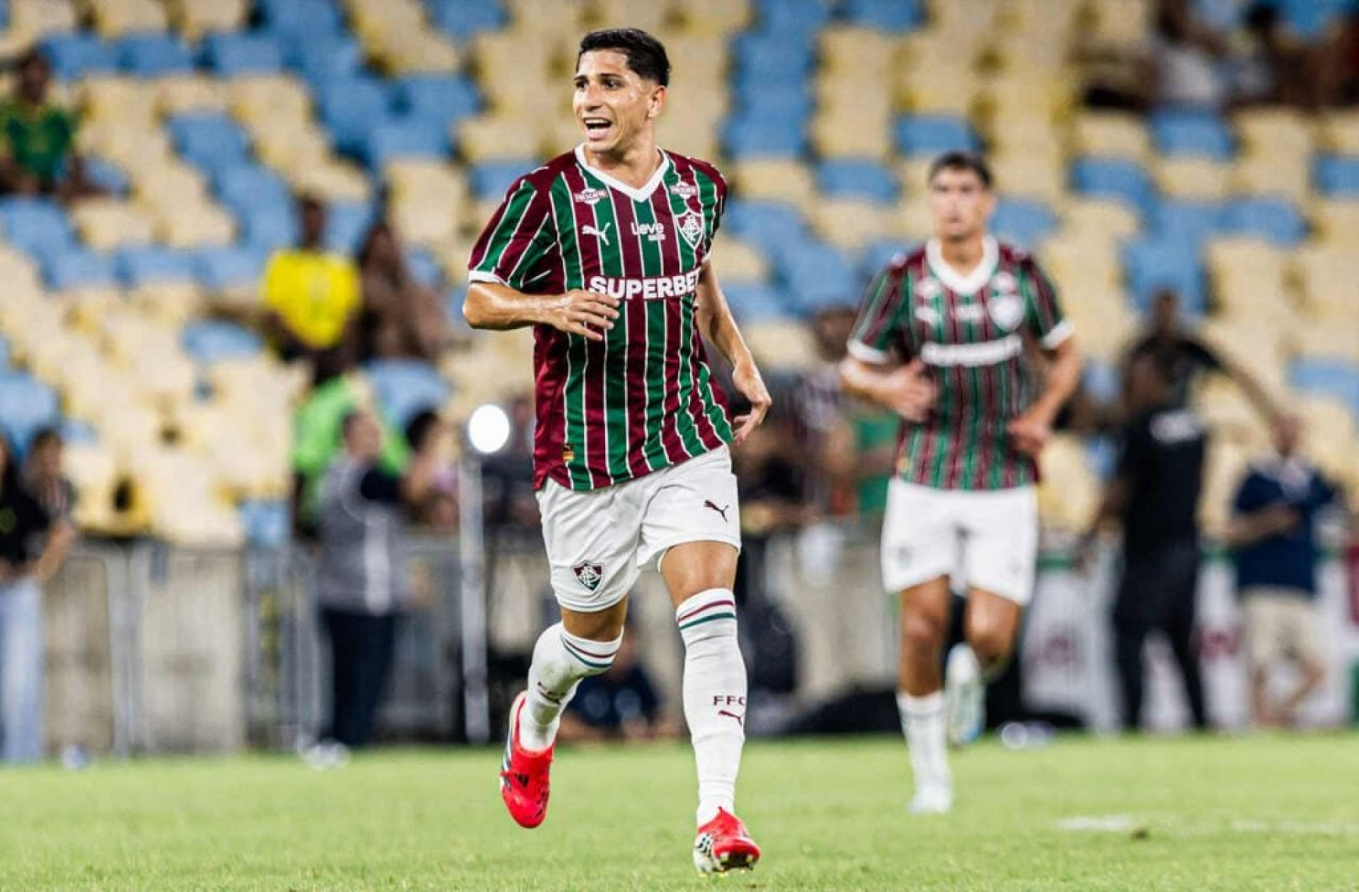 Savarino estreia pelo Fluminense e aumenta op&ccedil;&otilde;es de Zubeld&iacute;a