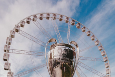 Uefa pune Tottenham com multa e sem torcida visitante por racismo na Liga dos Campeões