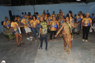 Escola de samba desiste de desfile por causa de drama vivido pela presidente