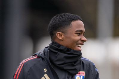 Endrick cita Cristiano Ronaldo como seu maior ídolo: 'O que mais trabalha'