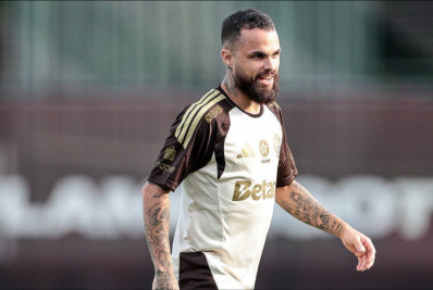 De saída, Michael se despede do Flamengo: 'Capítulo muito especial'