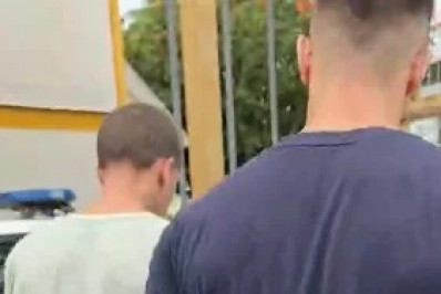 Homem é preso após denúncia de violência doméstica contra gestante em Arraial do Cabo