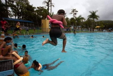 Parque Aquático de Volta Redonda recebe Projeto Verão com atividades para toda família no domingo (1º)