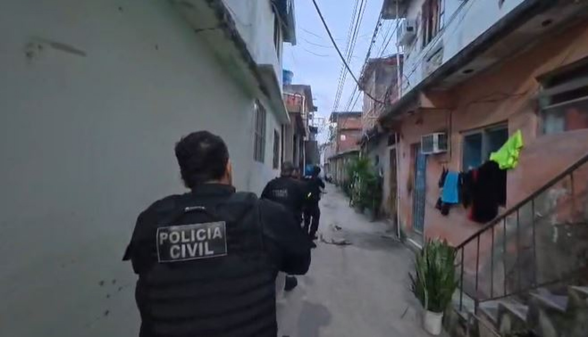 Agentes atuam nas comunidades do Lix&atilde;o e Vila Ideal