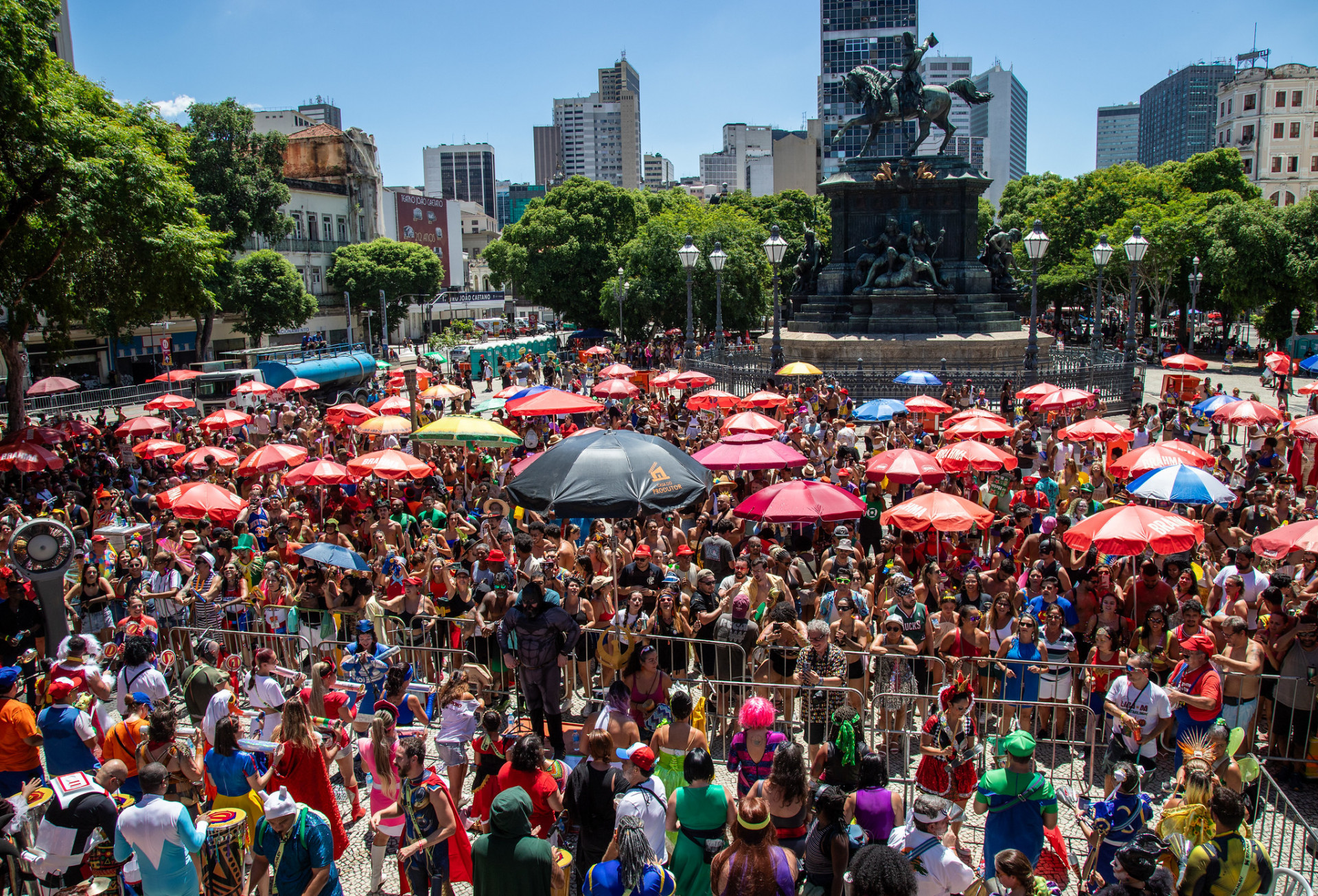 Multidão curtindo o Bloco Desliga da Justiça, no Centro - Fernando Maia / Riotur