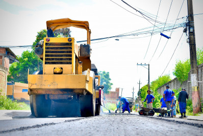 Prefeitura e Governo do Estado realizam obras de colocação de asfalto e concretagem no bairro São Francisco