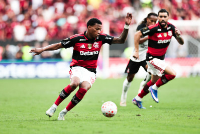Flamengo deve priorizar contratação de atacantes na próxima janela