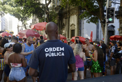 Prefeitura apreende mais de três mil itens proibidos no segundo fim de semana de Carnaval