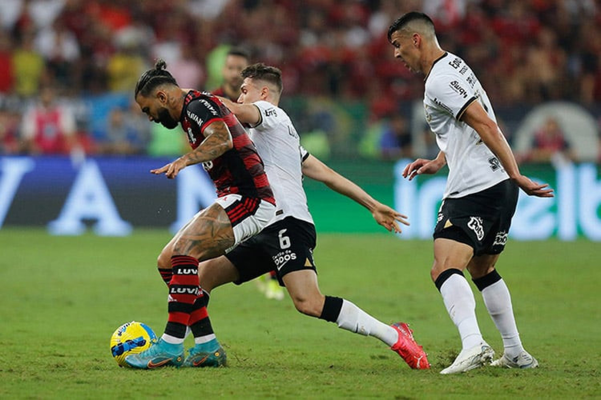 Flamengo x Corinthians: Supercopa Rei &eacute; a terceira decis&atilde;o nacional entre os clubes