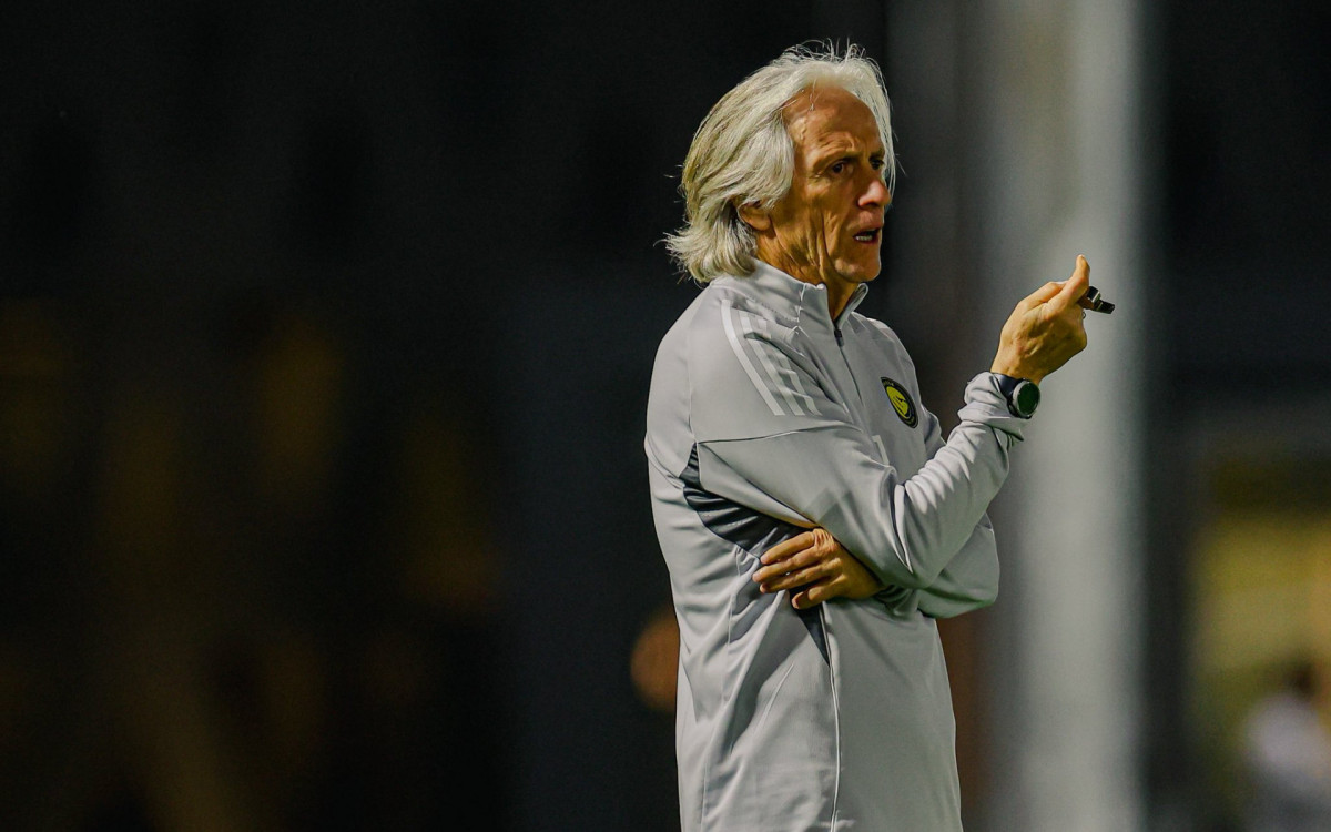 Jorge Jesus é técnico do Al-Nasrr