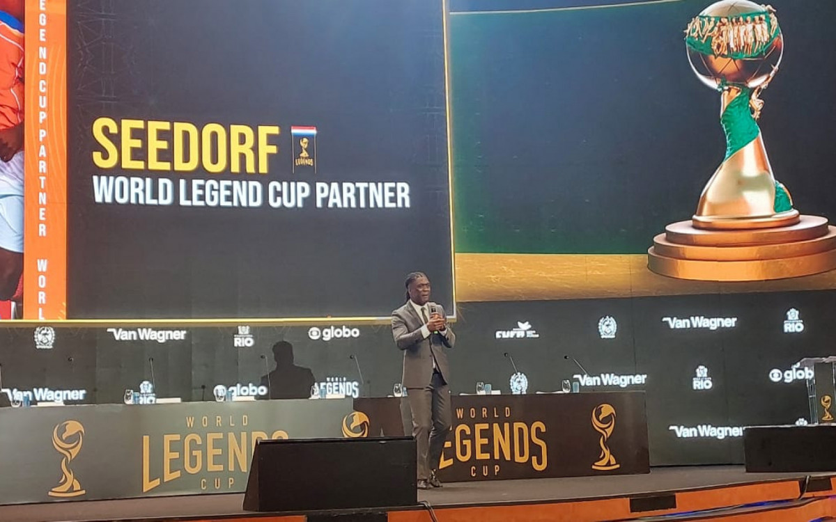 Seedorf est&aacute; confirmado na Copa do Mundo de Lendas - Hugo Perruso/Ag&ecirc;ncia O Dia